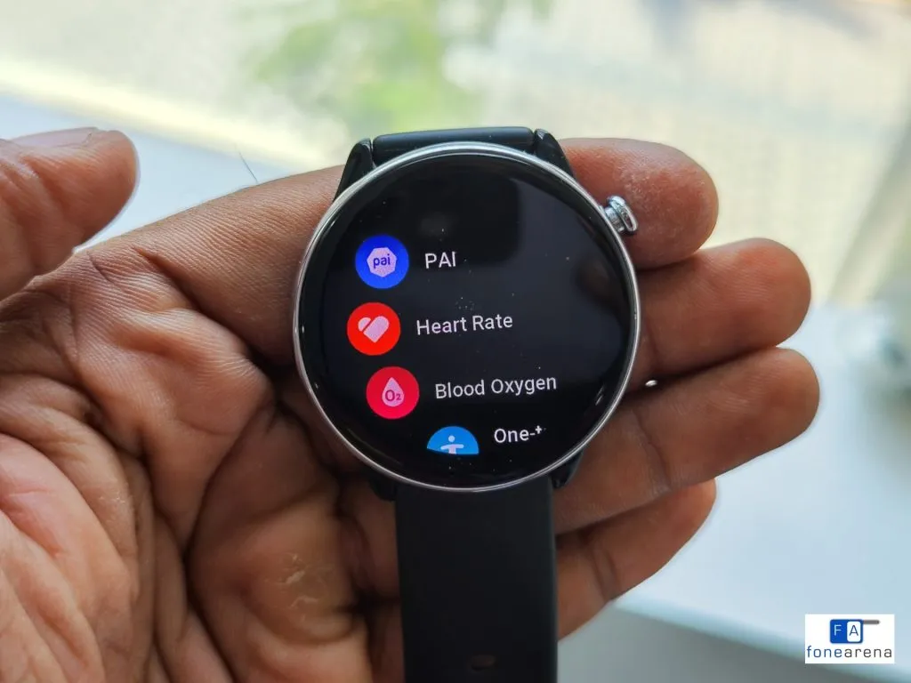 گلکسی واچ 4 در مقابل امیزفیت GTR مینی