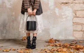 انواع استایل پاییزی با دامن به همراه نکات مهم