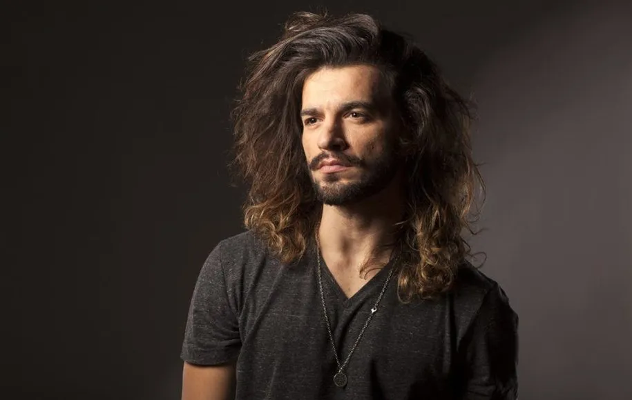 موی بلند موج دار