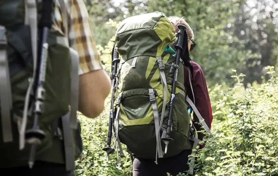 انتخاب کوله‌پشتی کوهنوردی با اندازه‌ای مناسب