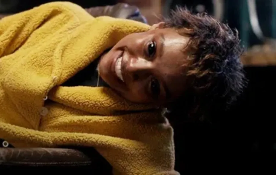 فیلم ترسناک با من حرف بزن