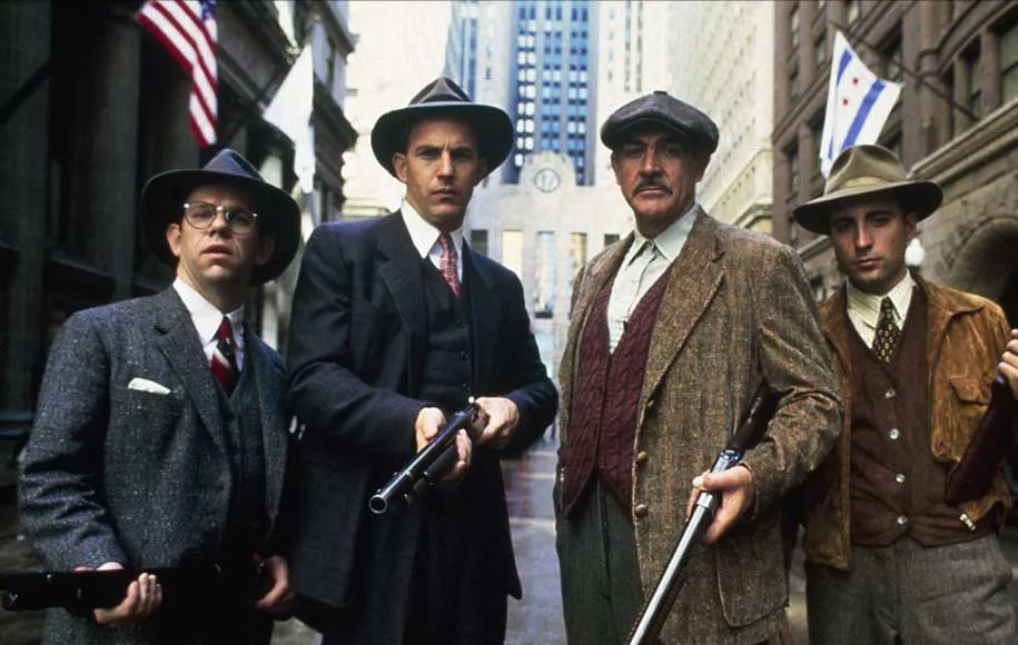 تسخیرناپذیران