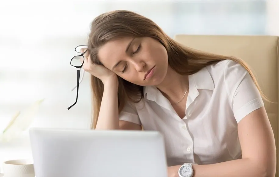 خواب ناکافی و نامناسب