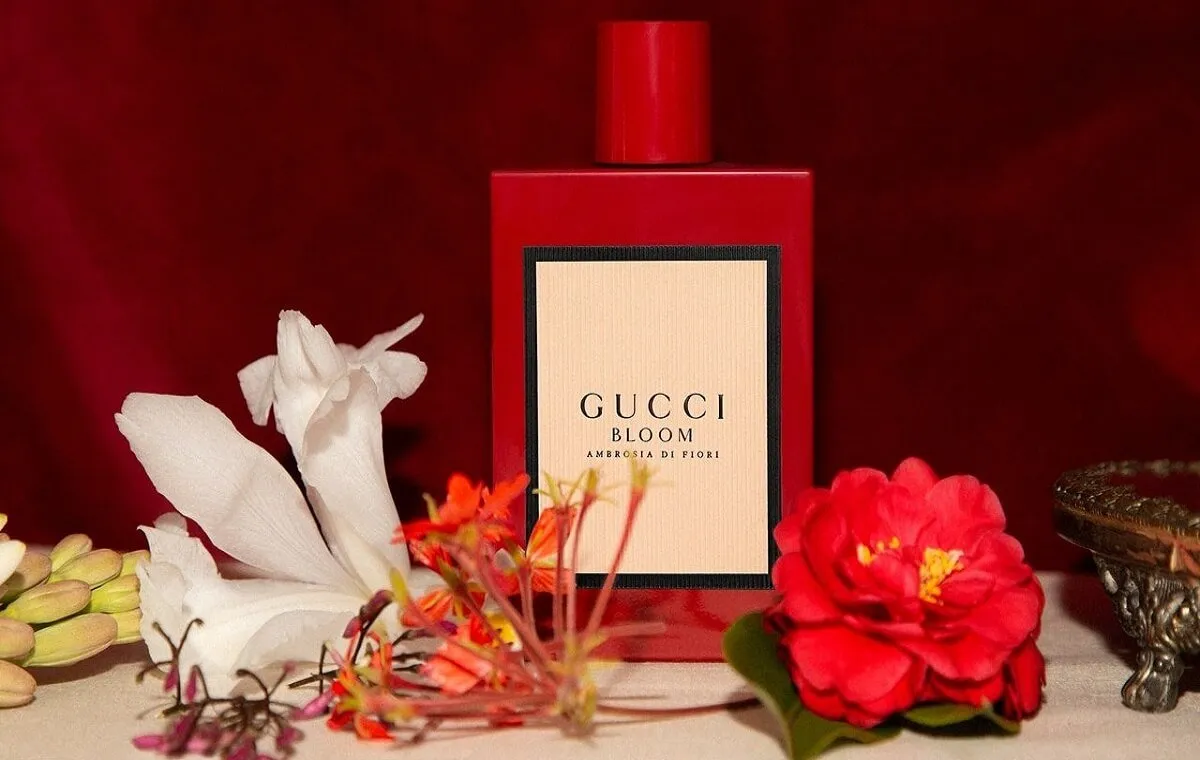 ادوپرفیوم گوچی آمبروزیا دی فیوری با بطری قرمز - بهترین عطرهای زنانه برای زمستان