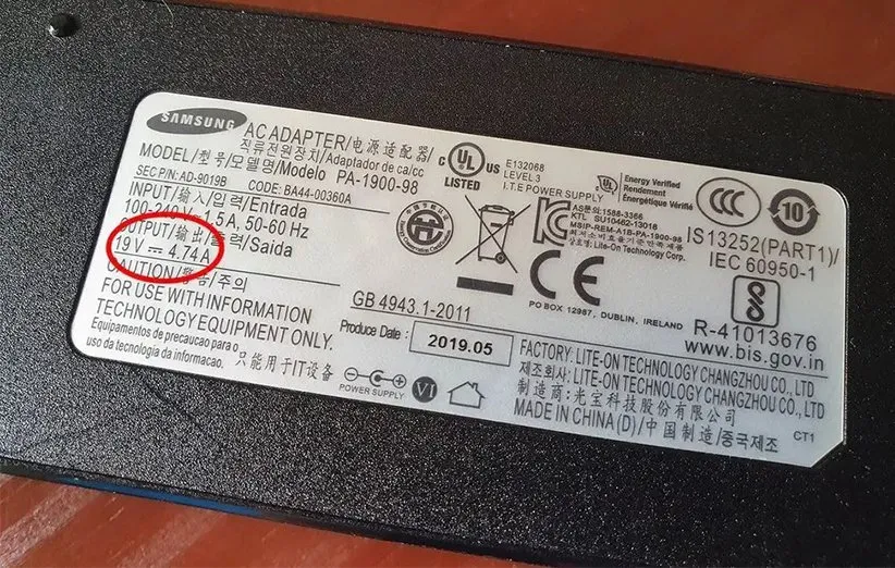 خرید شارژر اصل لپتاپ