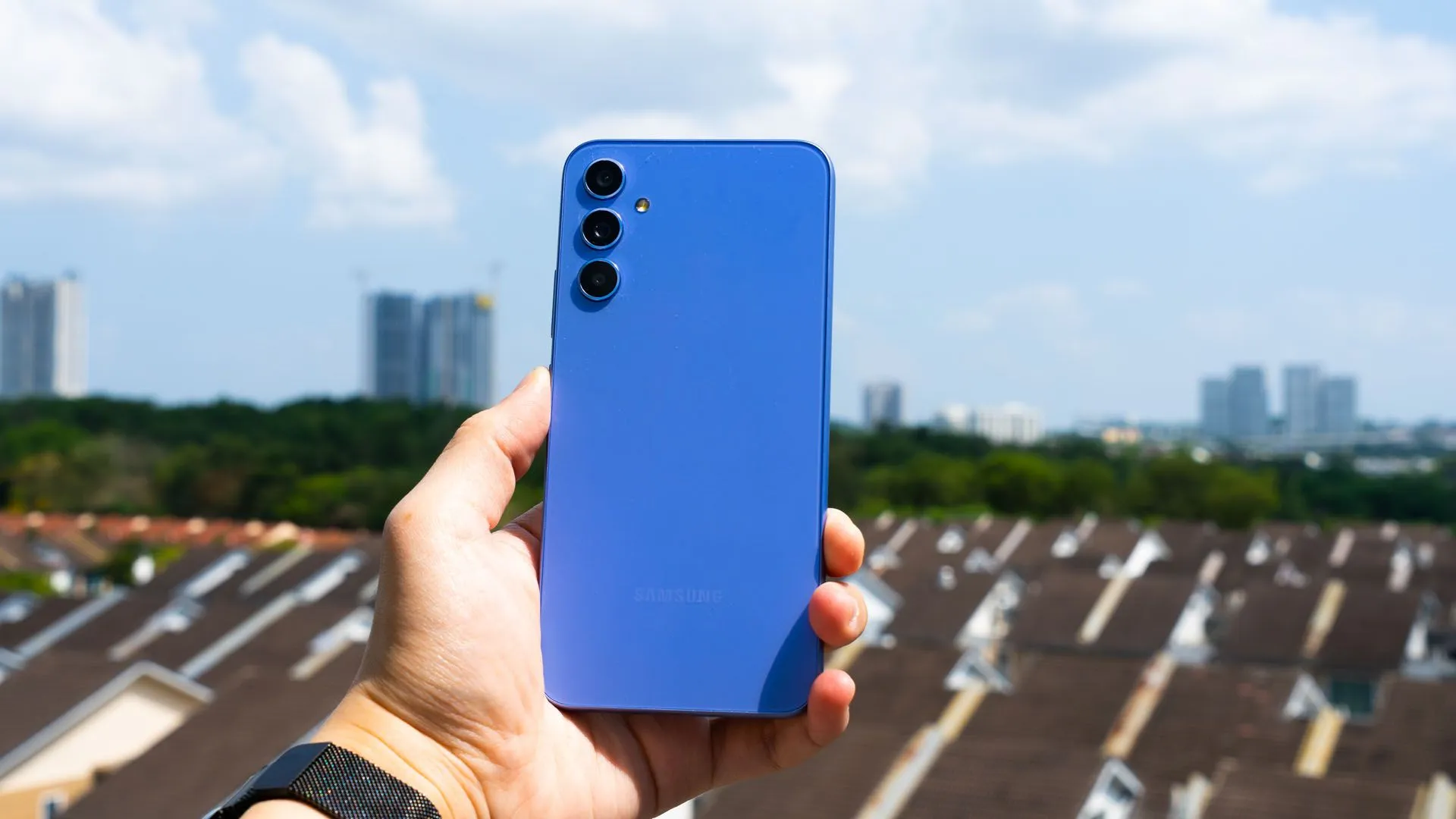 مقایسه A34 با M34 سامسونگ