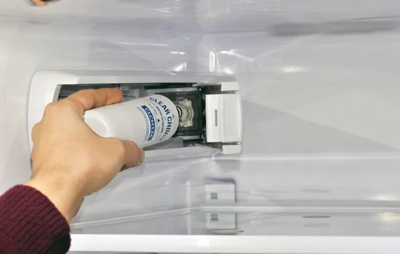 تصفیهکنندهی آب یخچالی