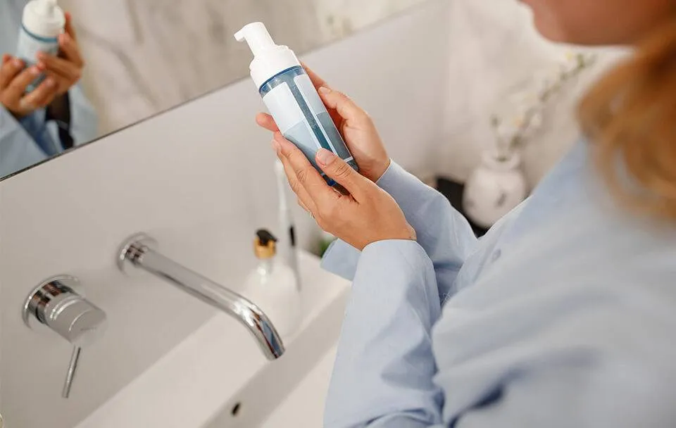 بهترین شوینده پوست چرب خارجی