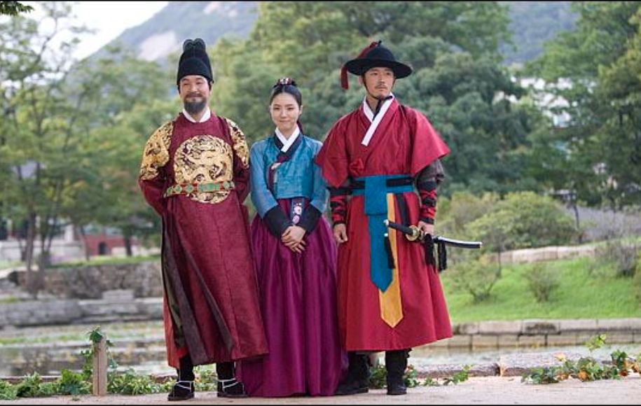 سریال تاریخی کره‌ای درختی با ریشه‌ی عمیق