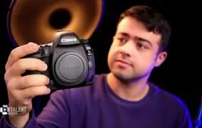 دوربین کانن EOS 5D Mark IV