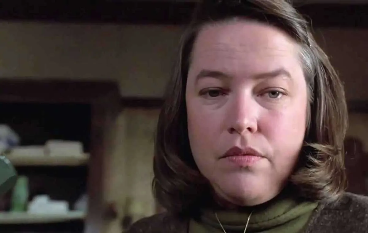 آنی ویلکس در فیلم «میزری»