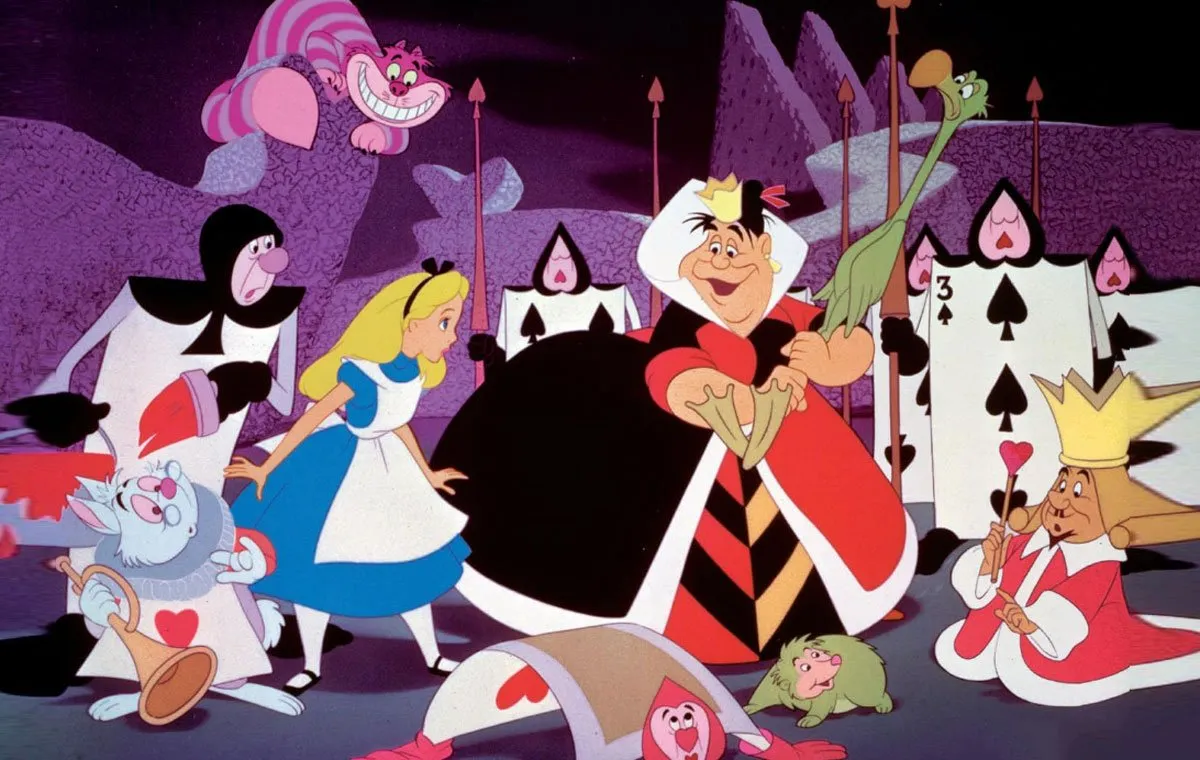 آلیس در سرزمین عجایب از کلاسیک‌ترین آثار این استودیو است که در ابتدا قرار بود در قالب لایو-اکشن ساخته شود