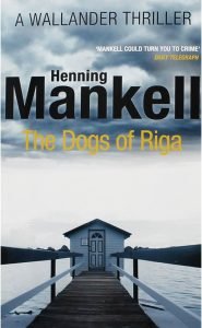 کتاب سگ‌های ریگا از مجموعه‌ی والاندر