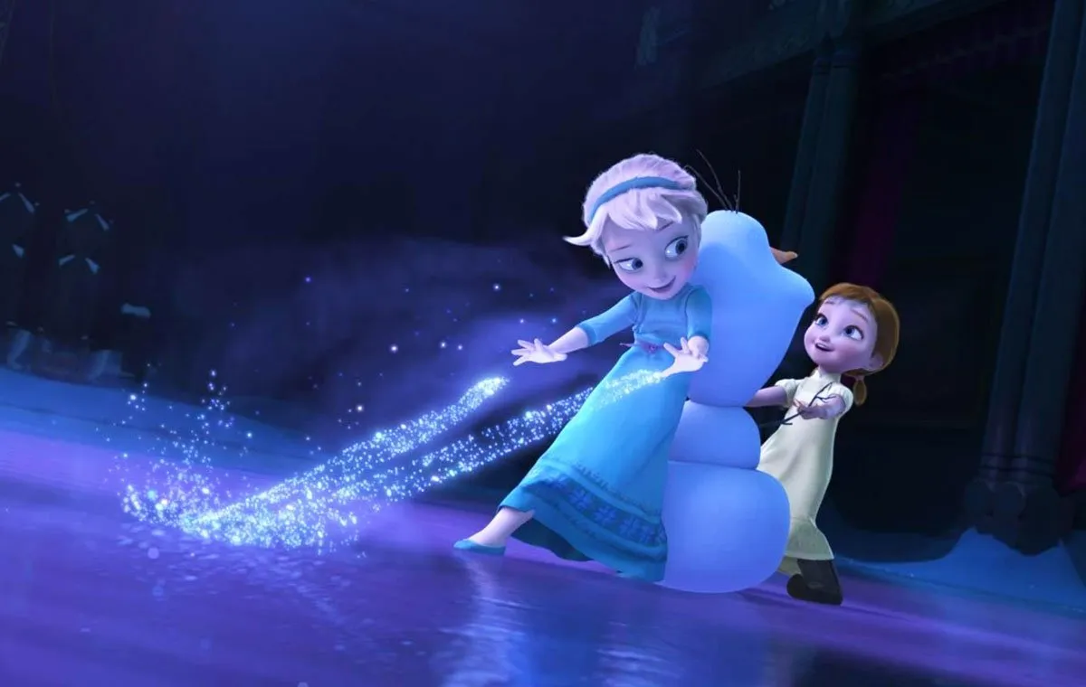 یخ زده پنجاه و سومین انیمیشن کلاسیک والت دیزنی است که بازیگران فوق‌العاده‌ای مثل کریستن بل، ایدینا منزل و جاناتان گروف صداپیشگی آن را بر عهده داشتند