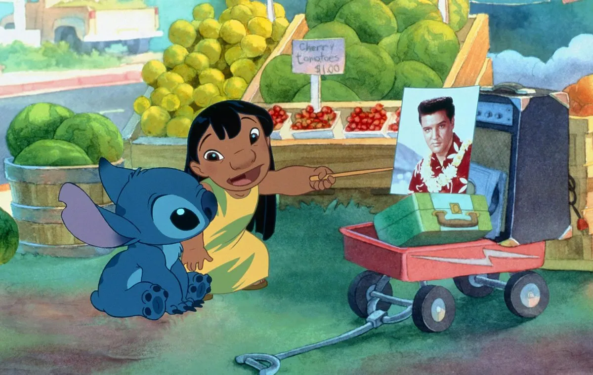 لیلو و استیچ یکی از محرمانه‌ترین پروژه‌های استودیو و ساخته شده در سبک کمدی-درام و علمی تخیلی به کارگردانی کریس سندرز است