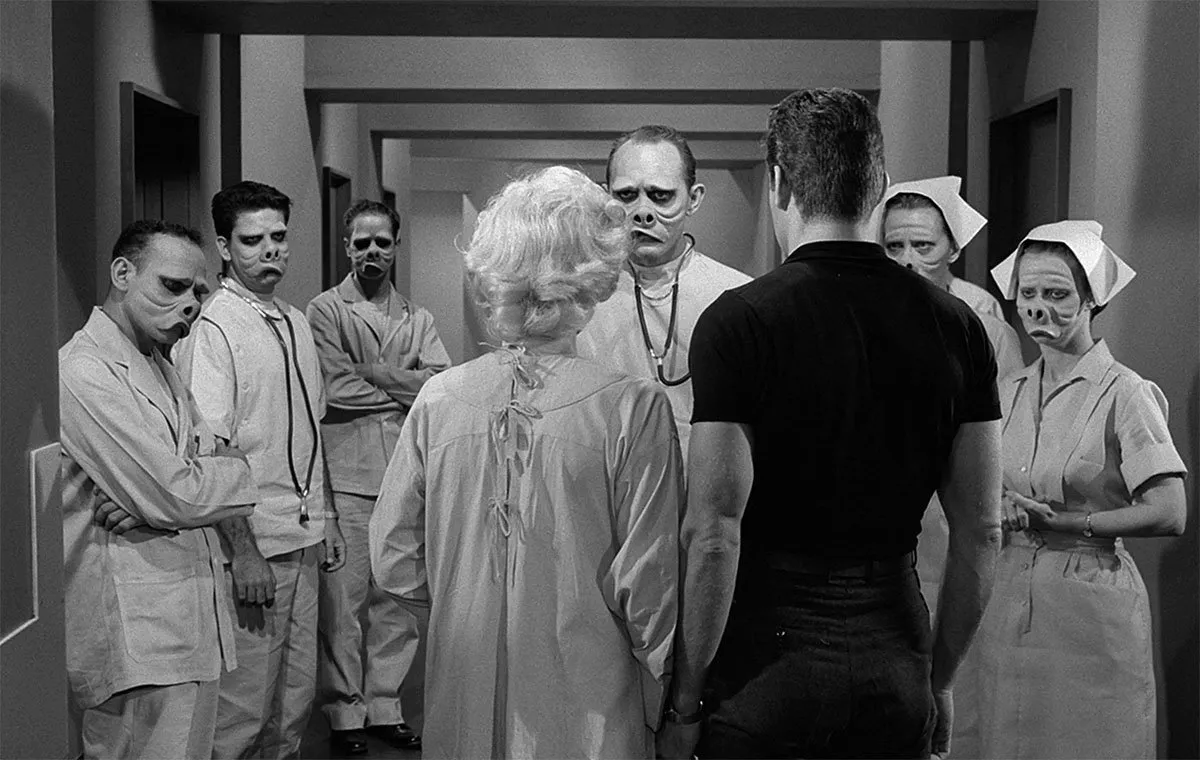 منطقه نیمهروشن، بهترین سریالهای آمریکایی