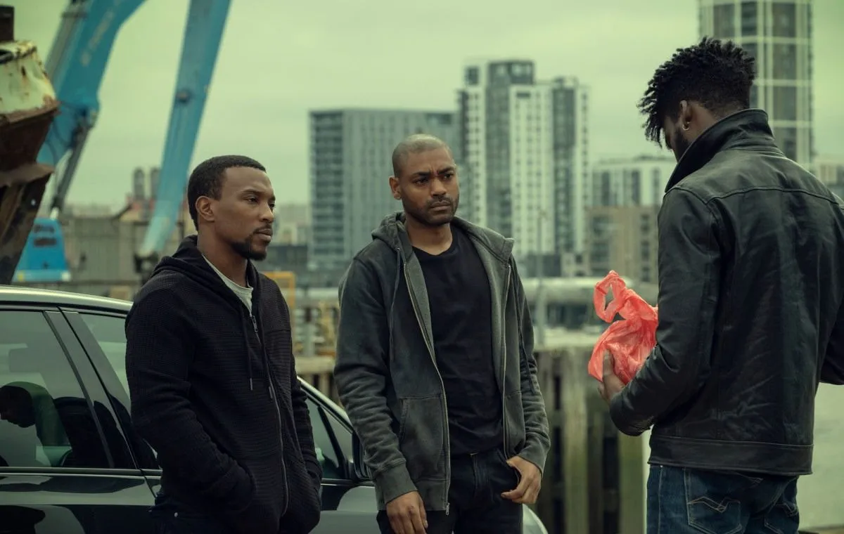 پسر بزرگ بهترین سریالهای جنایی نتفلیکس