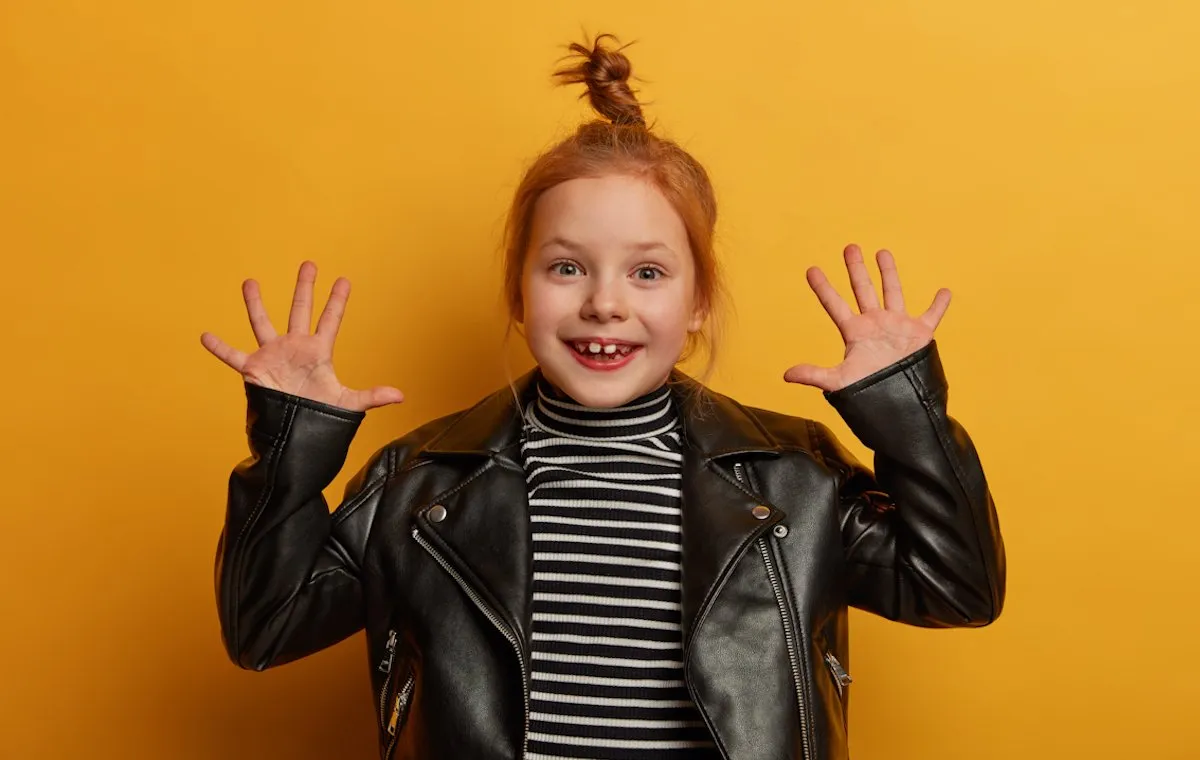 کت چرم دخترانه