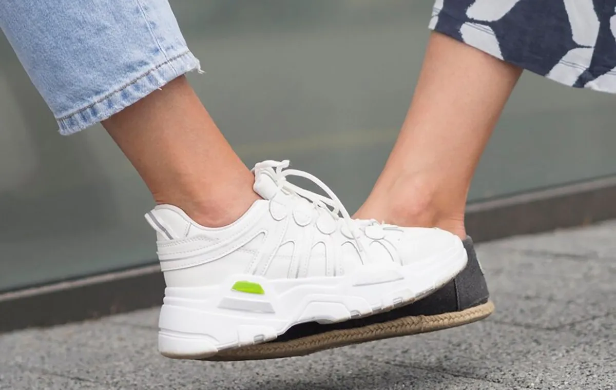 انواع کفش کتانی سفید 