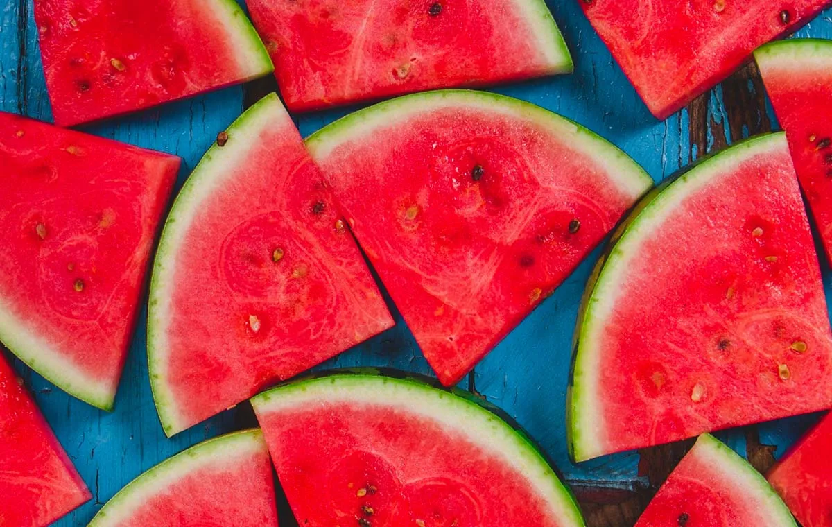 هندوانه قرمز برای شب یلدا