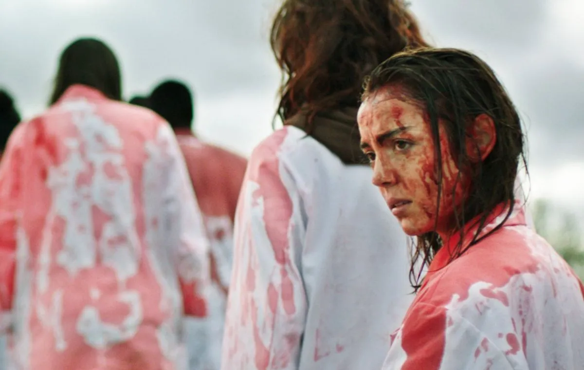 فیلم ترسناک غیرهالیوودی خام