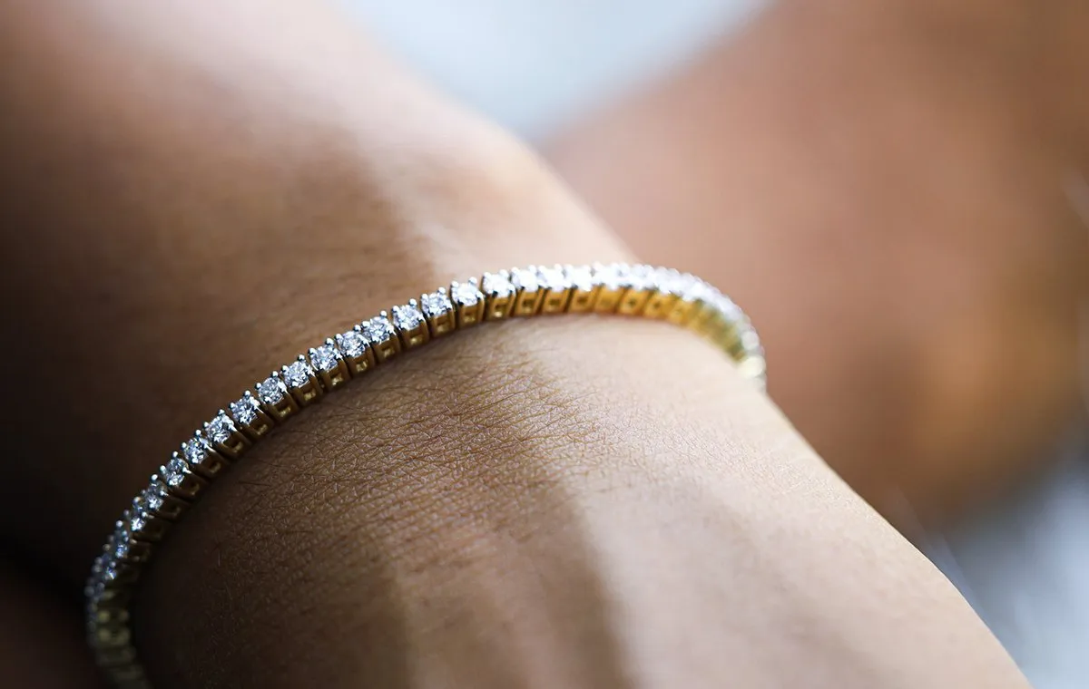 دستبند تنیس با سنگ قیمتی