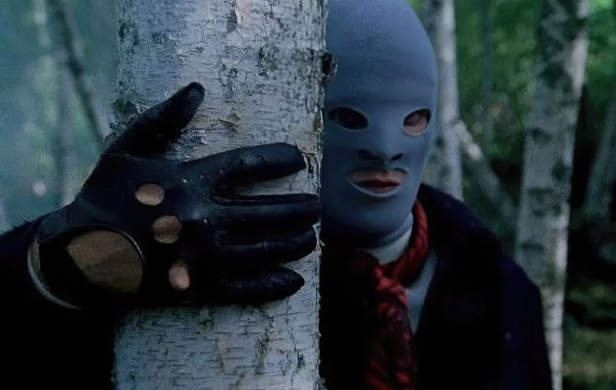 فیلم ترسناک غیر هالیوودی ستون فقرات 