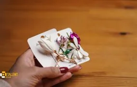 بررسی انواع گل سینه