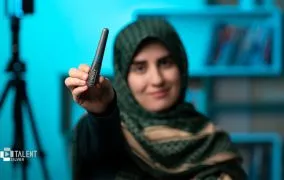 بررسی سرم تقویت کننده مژه لافارر مدل استموکسی