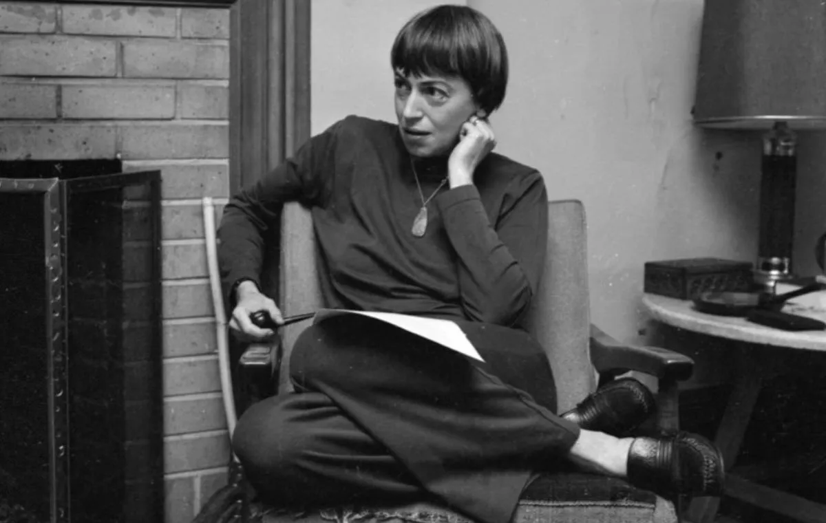 اورسلا کی لگویین ممنوعیت کتاب در زندان