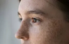 معرفی بهترین ضد لک مناسب پوست چرب