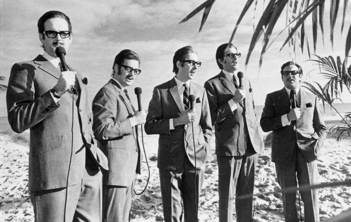 سیرک پرنده مانتی پایتان (Monty Python's Flying Circus)