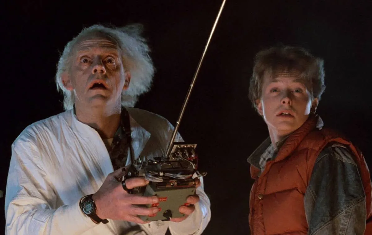 بازگشت به آینده