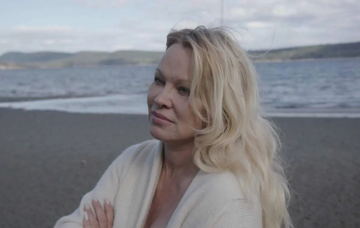 مستند درباره آدم‌های مشهور