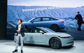 خودروی سونی و هوندا