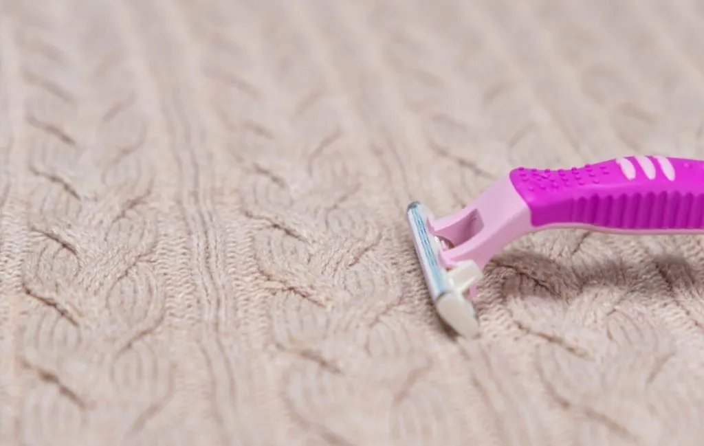 استفاده از ژیلت به عنوان پرزگیر در مواقع ضروری