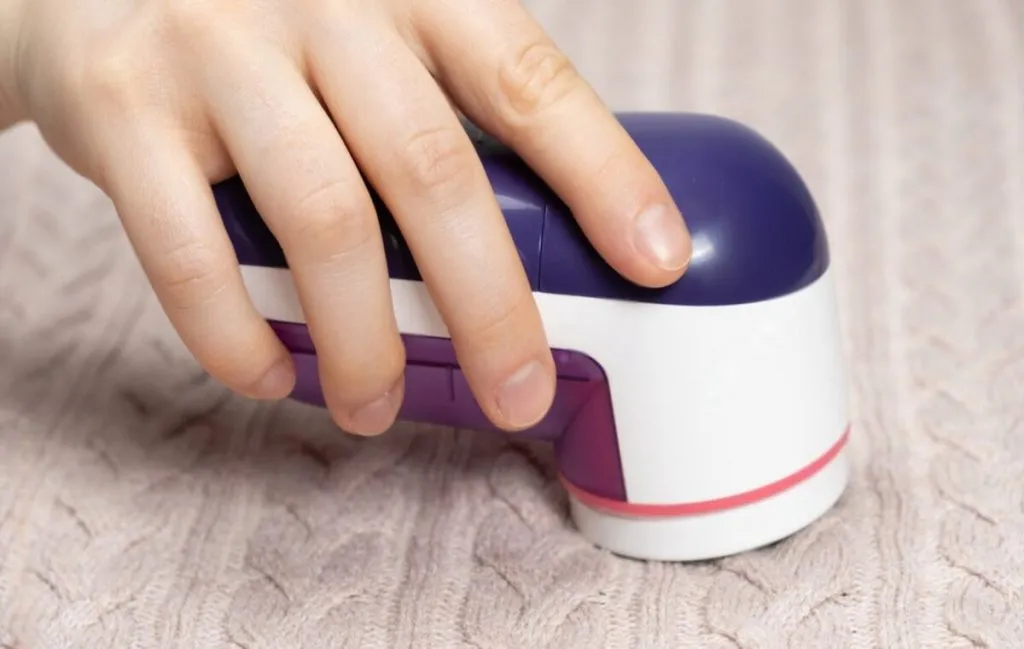 پرزگیر برقی یکی از انواع پرزگیر