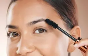 نحوه استفاده از ریمل لیفت ابرو