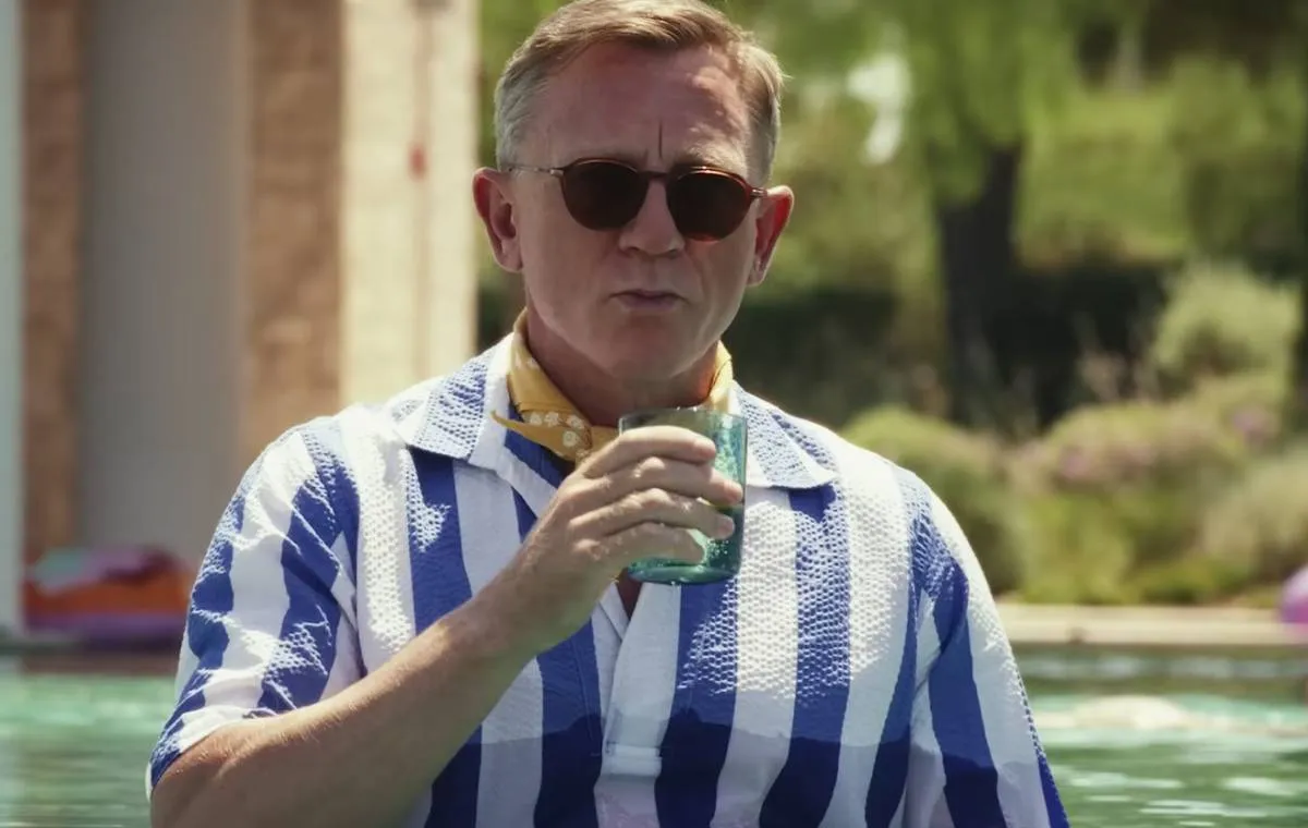 گلس آنین، فیلم با روایت غیرخطی