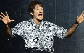 مستند درباره آدم‌های مشهور