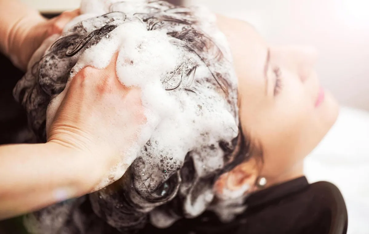 اثرگذارترین روشهای خوشبو کردن موها