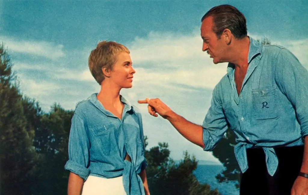 فیلم سیاه و سفید و رنگی. سلام بر غم