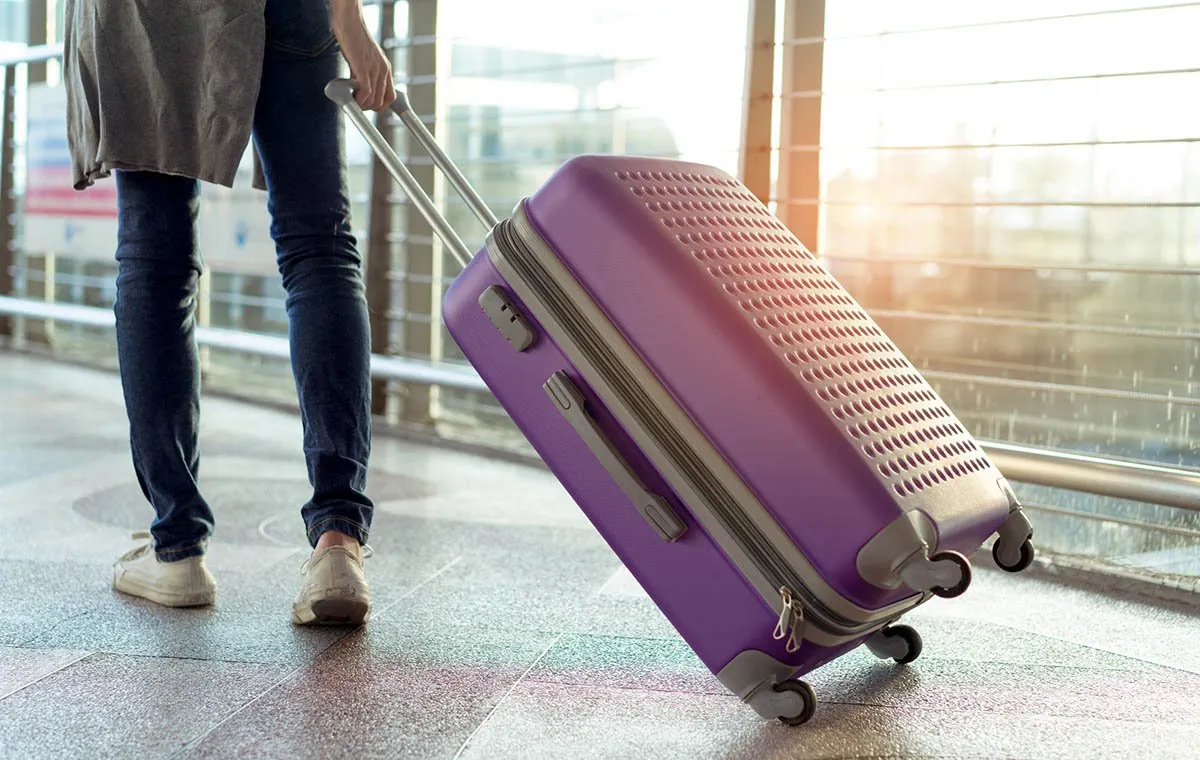 وسایل ضروری برای سفر خارج