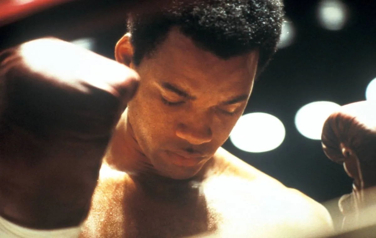 «علی» با بازی ویل اسمیت، در مورد زندگی محمدعلی کلی است.