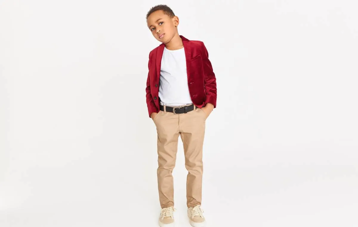 استایل کت و شلواری یک پسر نوجوان