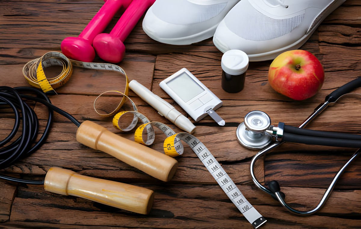 گوشی پزشکی، دستگاه‌ی گلوکومتر، طناب ورزشی، کفش ورزشی، دمبل و یک عدد سیب