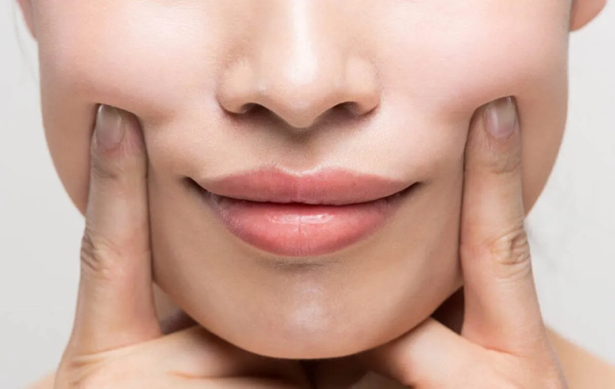 عوارض جراحی لیفت سانترال لب