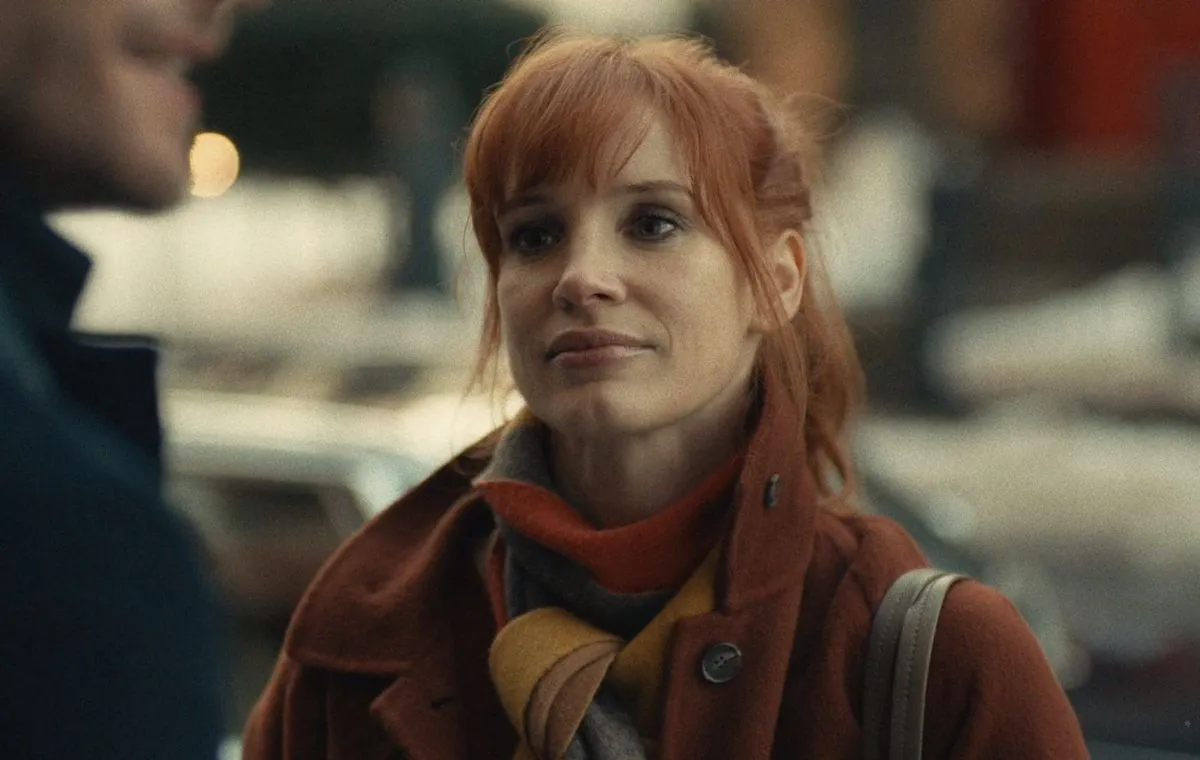 نمایی از جسیکا چستین در «صحنه‌هایی از یک ازدواج» در اپیزود پایانی این سریال.