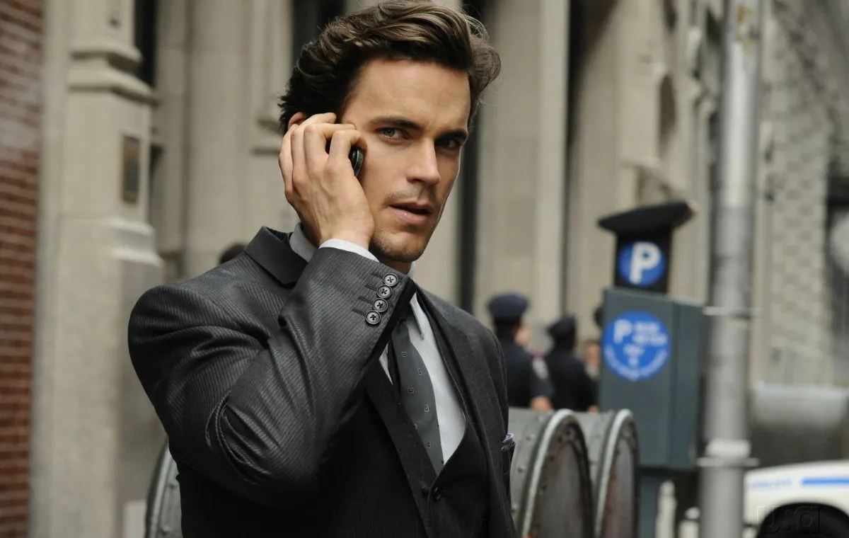 یقه سفید (White Collar)