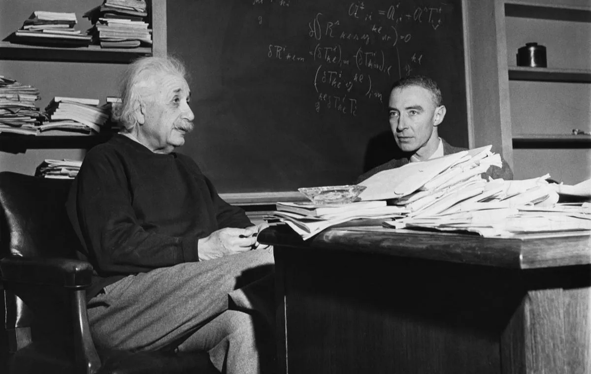 اوپنهایمر دنیای واقعی